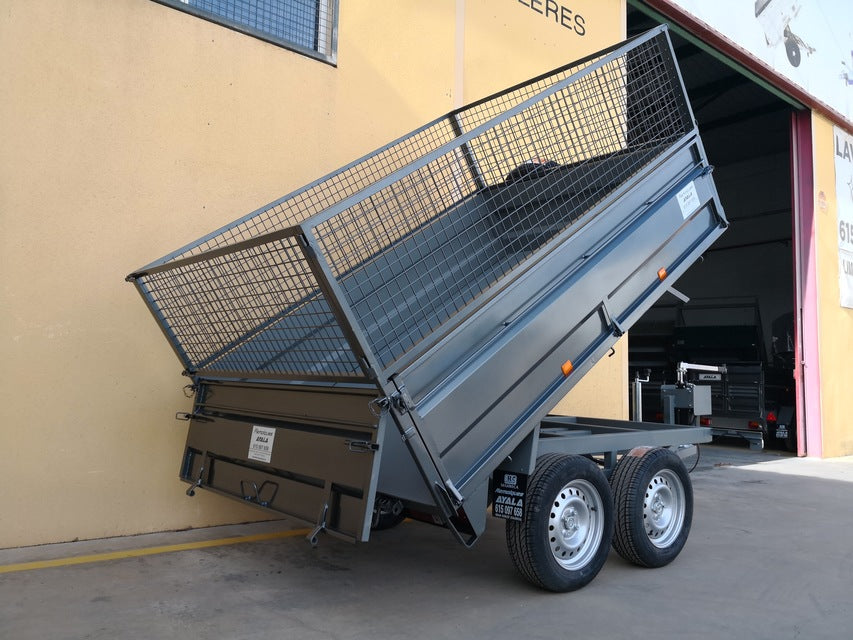 Remolque basculante hidráulico 2 ejes 2.500 x 1.700 x 500 – Ruedas por debajo –
