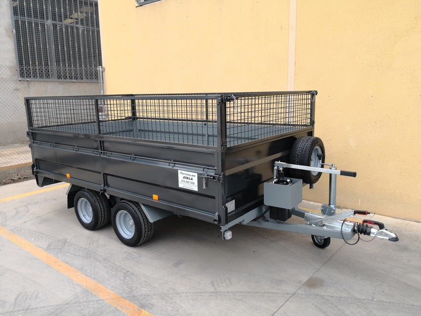 Remolque basculante hidráulico 2 ejes 3.000 x 1.800 x 500 – Ruedas por debajo –