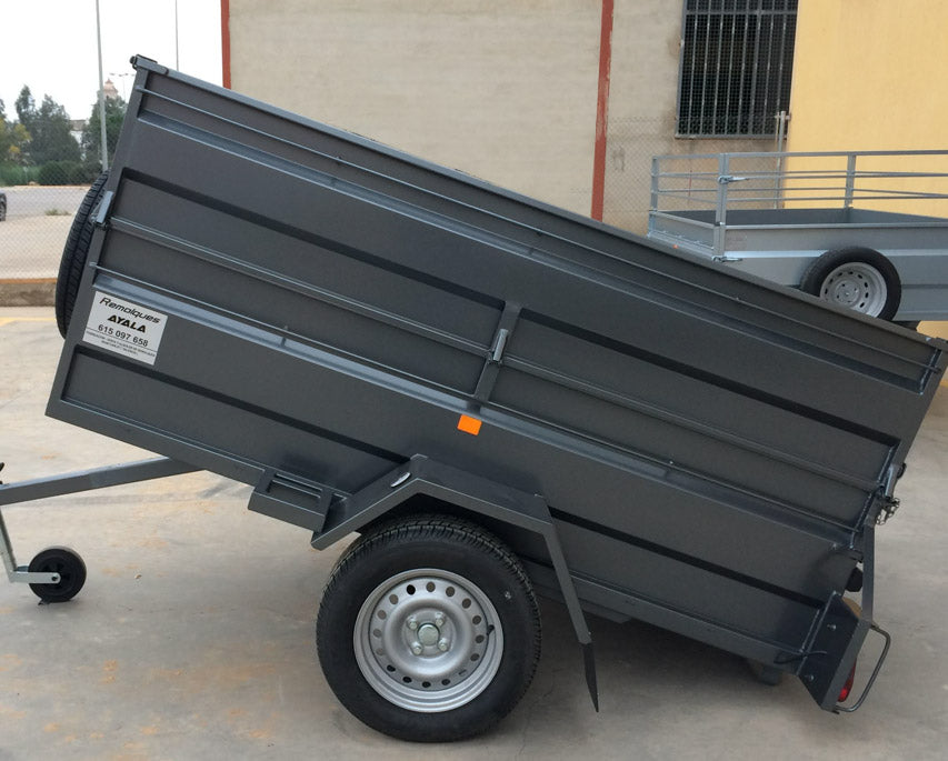 Remolque 2.200 x 1.300 x 500 + 350 basculante + sobrelaterales – mma 750 kg