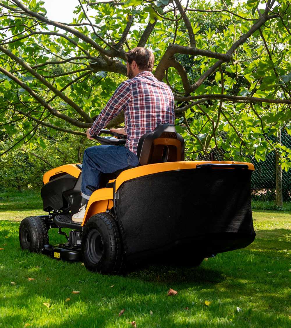 Tractor cortacésped a batería Stiga Estate 384e 84cm