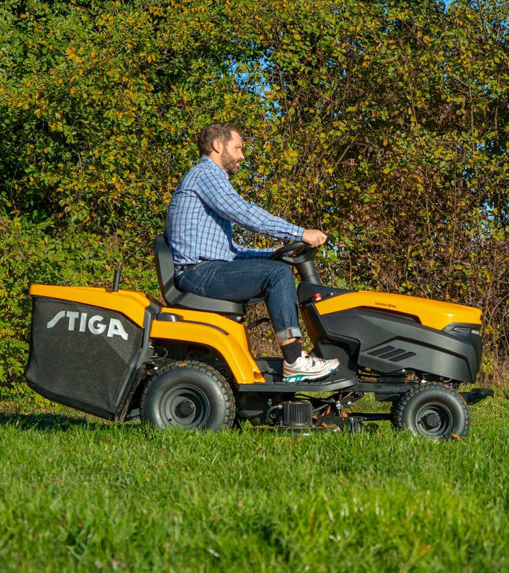 Tractor cortacésped a batería Stiga Estate 384e 84cm